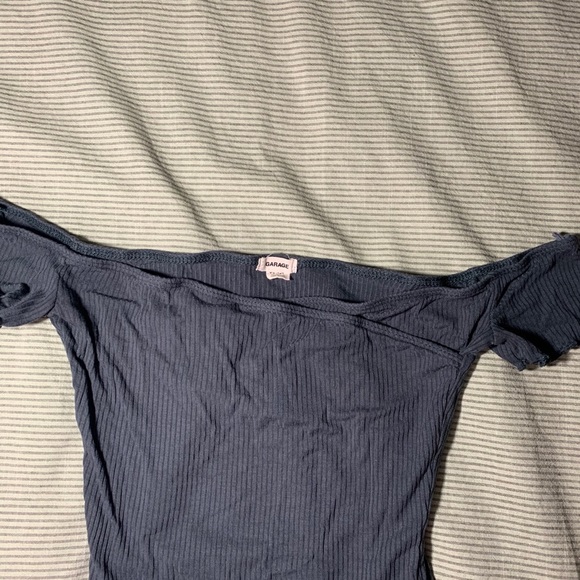 Cropped top - Picture 3 of 3